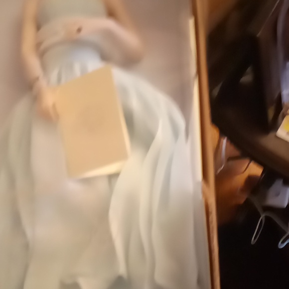 Princess Diana doll - Picture 4 of 4